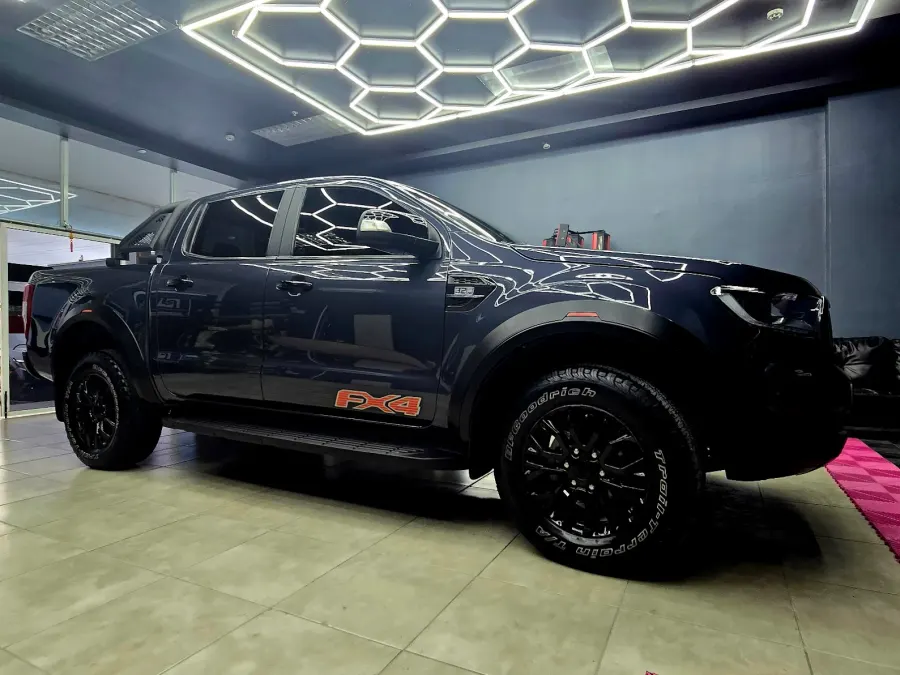 Ford Ranger Raptor FX4 de Andy